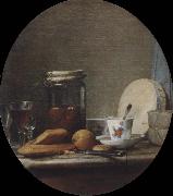 The pot with apricots